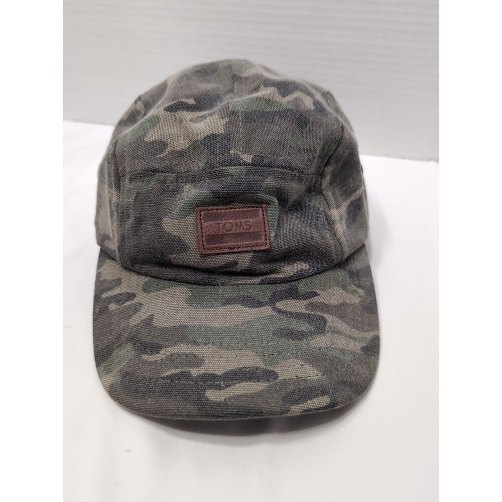 TOMS CAMOUFLAGE hat CADET LEATHER STRAPBACK EUC
